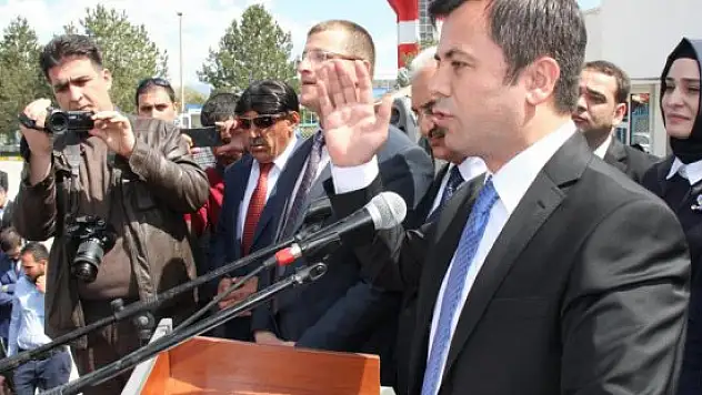 AK Partili milletvekili adayı memleketinde törenle karşılandı