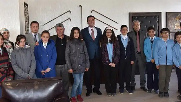 Öğrencilerden Kaymakam Tekbıyıkoğlu'na ziyaret