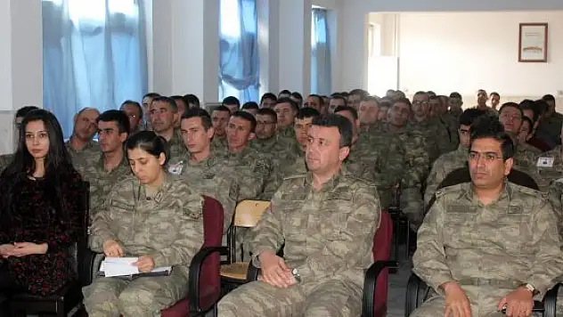 AĞRI ASP'DEN, 825 KİŞİYE 'AİLE İÇİ ŞİDDET VE İLETİŞİM' KONULU EĞİTİM