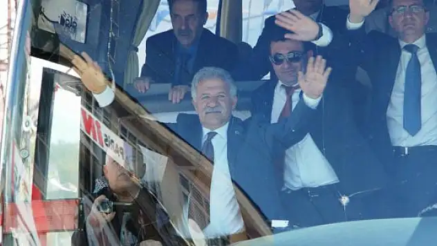 Erciş'te MHP seçim bürosu açıldı