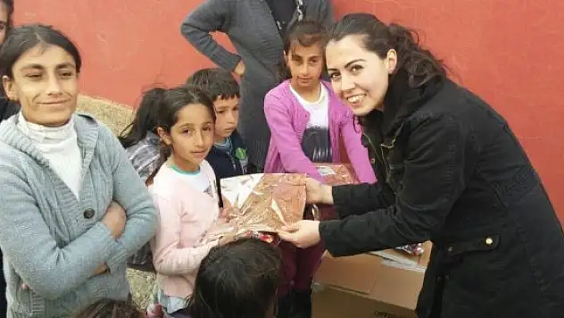 Genç TEMA'dan öğrencilere kırtasiye yardımı
