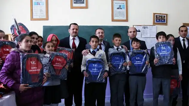 İstanbul'dan Erzurum'a 'kardeş okul' dayanışması