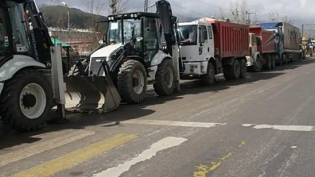 Yüksekova'da trafik sorunu çözülüyor