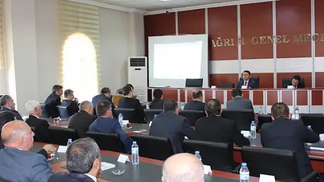 Vali Işın, mazeret üretmeden iş yapmalıyız