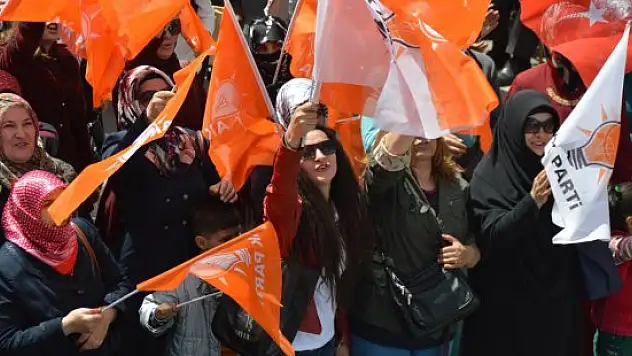 AK Parti Ağrı İl Teşkilatı Eleşkirt'te büro açtı