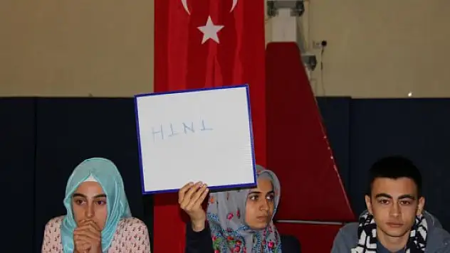Bingöl'de liseler arası bilgi yarışması