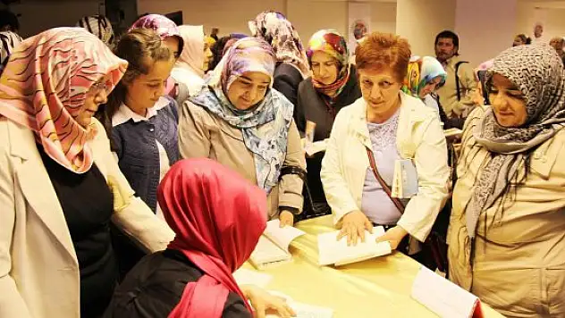 Darende'de Anneler Günü kutlaması