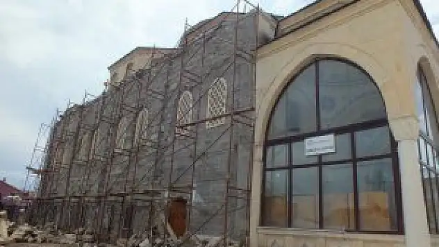 Malazgirt Merkez Cami yenileniyor