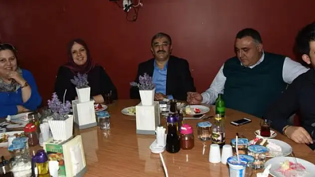 Ahlat'tan kısa kısa