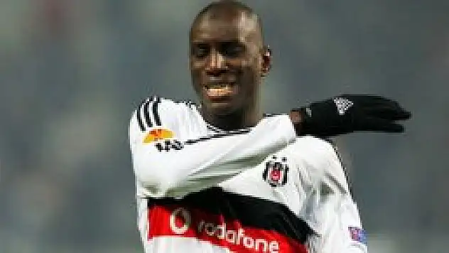 Demba Ba'dan olay olan tweet