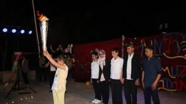 Karlıova'da mezuniyet töreni