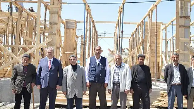 Yücekapı Belediye Başkanı Zeyrek'in incelemeleri