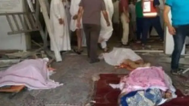 Suudi Arabistan'da Camiye Saldırı