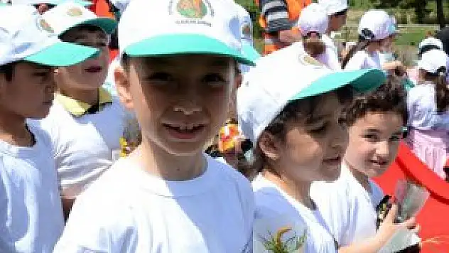 '90 Bin Şehide 90 Bin Fidan Projesi'