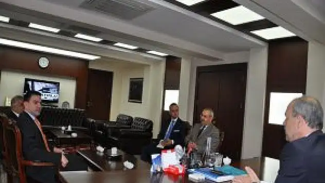 ABD Adana Konsolosu'ndan, Vali Büyükresoy'a ziyaret