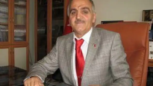 Olur Belediye Başkanı Polat vefat etti