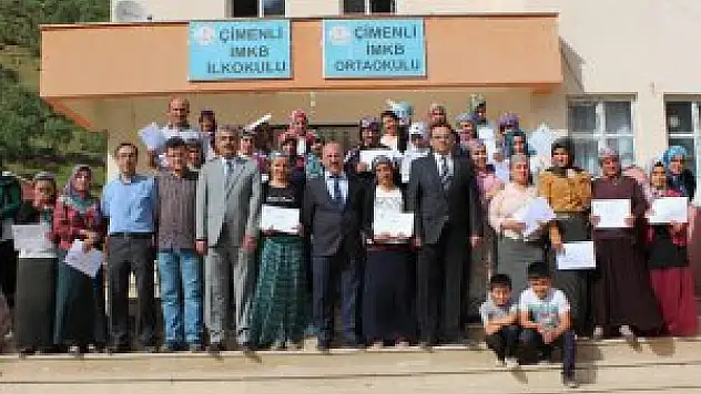 Hakkari'de kadın çiftçiler sertifika aldı