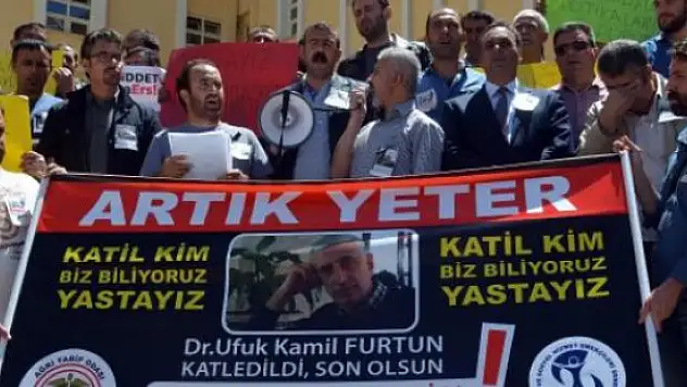 Samsun'daki Doktora Silahlı Saldırıya Ağrı'dan Tepki