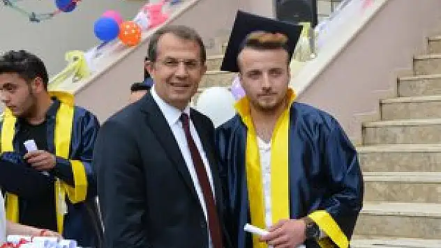 Vali Taşyapan, Çatak'ta incelemelerde bulundu