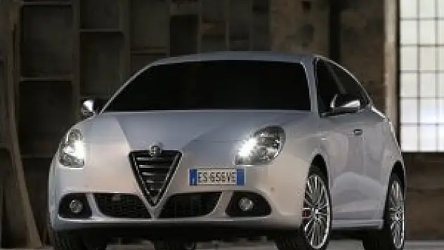 Giulietta'da Açılır Tavan Hediye