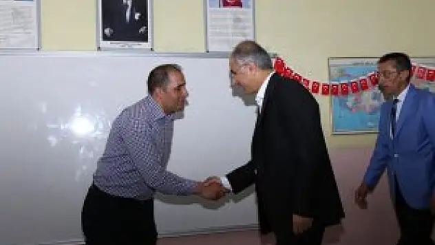 Eski İçişleri Bakanı Ala, oyunu kulandı