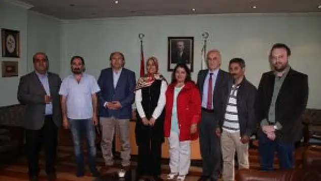 AK Parti Erzurum Milletvekili Taşkesenlioğlu'ndan DAGC'ne ziyaret