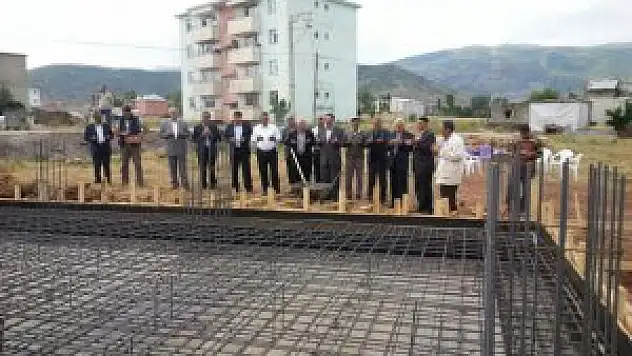 Güroymak'ta cami temeli atıldı