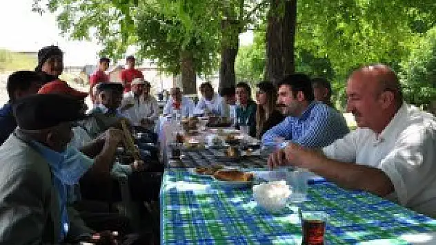 Arguvan Kaymakamı Yosunkaya'dan mahalle ziyaretleri