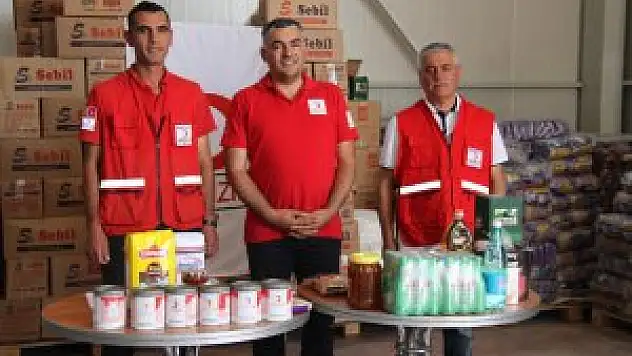 Türk Kızılayından Erzincan'da bin aileye gıda yardımı