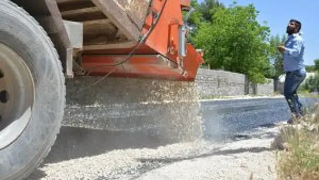 Adilcevaz Belediyesi'nin yol çalışmaları