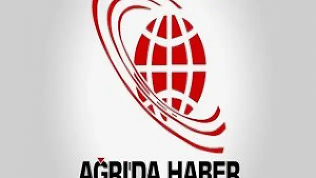 Belediye hizmetlerini evinden yürütüyor