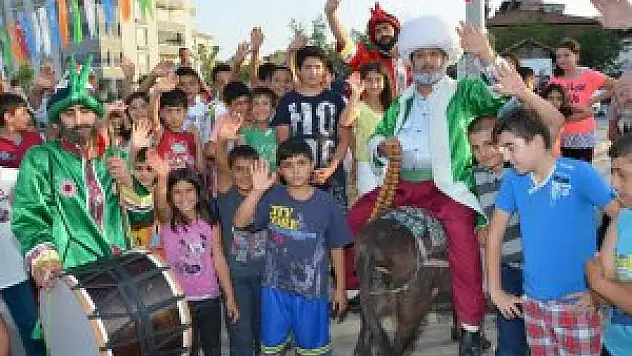 Yeşilyurt'ta 2 bin kişiye iftar verildi