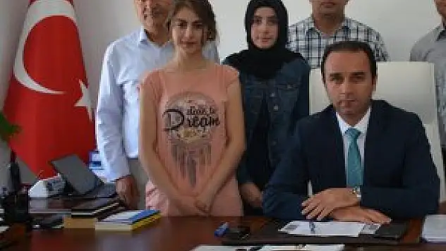 Tatvanlı öğrenci Türkiye 10'uncusu oldu