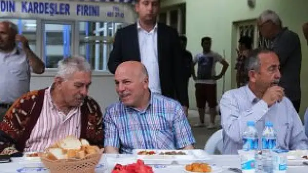 Pazaryolu 2. Geleneksel Sokak İftarı