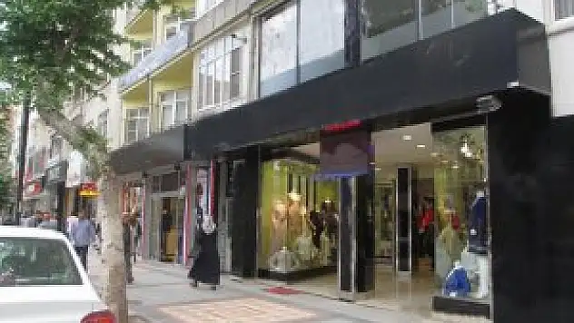 Büyükşehir Belediyesi, tabelaları görüntü kirliliği açısından denetledi
