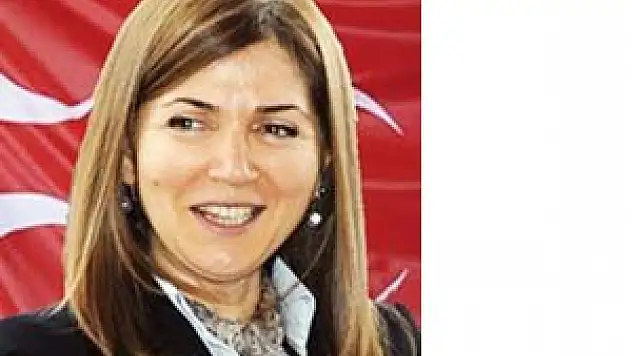 Zuhal  Topçu