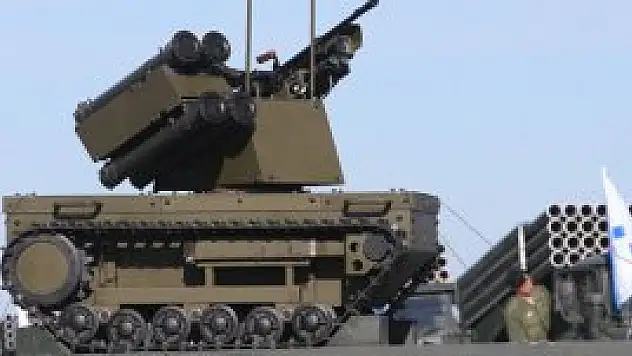 Rusya yeni 'ölüm robotunu' görücüye çıkardı