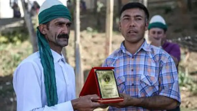 Kırgızların renkli düğün geleneği Van'da yaşatılıyor