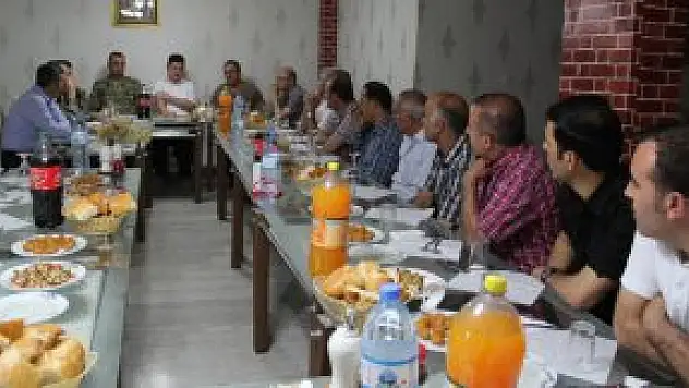 Kaymakam Büyükköse, ilçe halkıyla vedalaştı