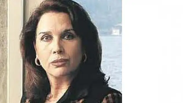 Zerrin Arbaş Kimdir ?