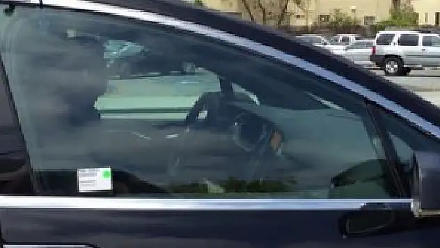 Tesla'nın yeni otomobili gizlice görüntülendi
