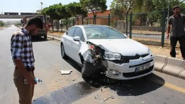 Güroymak'ta trafik kazası: 4 yaralı