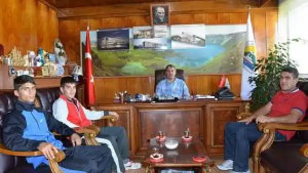 Tatvanlı Sporcular Dünya Şampiyonası Yolunda
