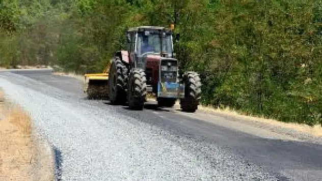 Pütürge'de yol çalışmaları sürüyor