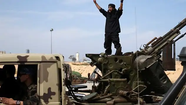 IŞİD ilk kez Suriye ve Irak dışına üs kurdu
