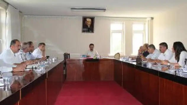 Arıkbaşlı, birim amirleriyle toplantı yaptı.