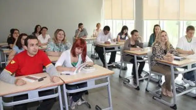 Üniversite ek yerleştirme tarihi 23 Ağustos'a kadar uzatıldı