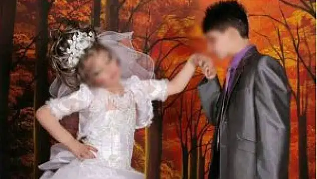 İran'da 10 ve 14 yaşındaki çocuk evlendirildi