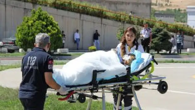 Hava ambulansı karaciğer nakli hastası içi havalanadı