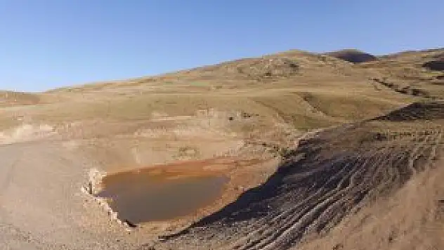 Erzurum Büyükşehir Belediyesi'nden çiftçilere gölet desteği